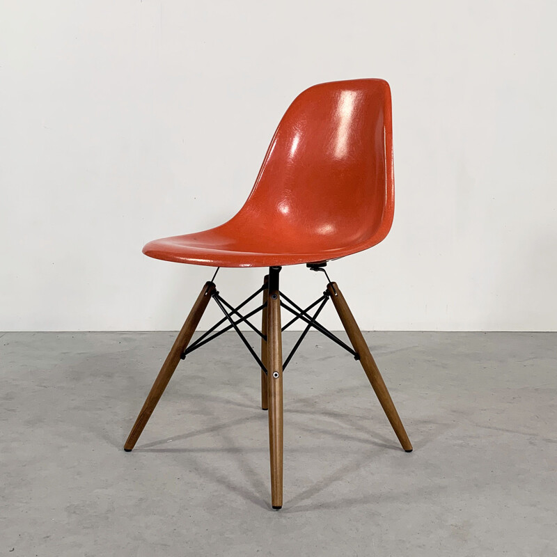 Coral DSW vintage dining chair by Charles & Ray Eames for Herman Miller, 1970s