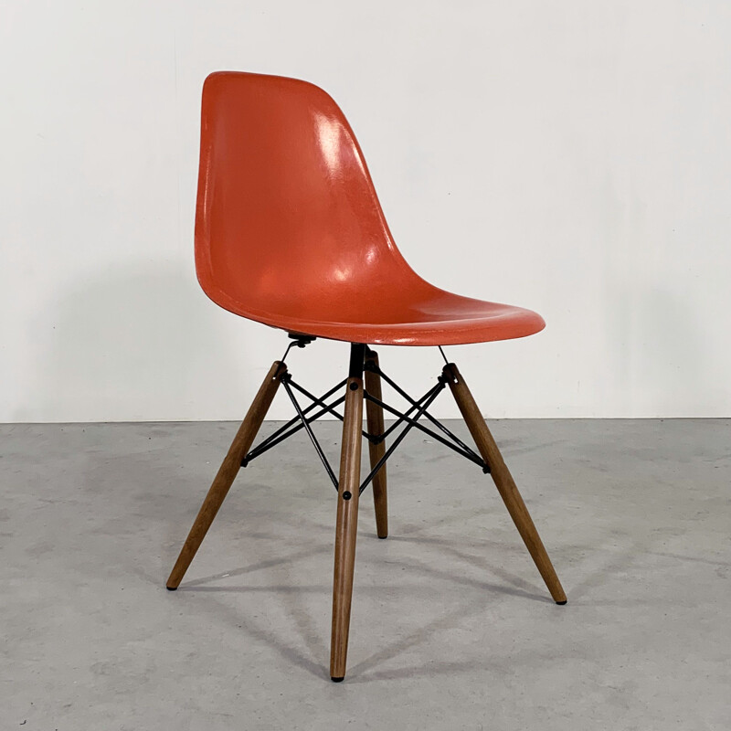 Coral DSW vintage dining chair by Charles & Ray Eames for Herman Miller, 1970s