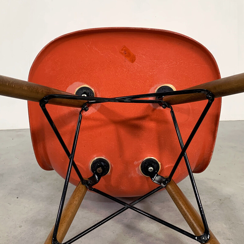 Coral DSW vintage dining chair by Charles & Ray Eames for Herman Miller, 1970s