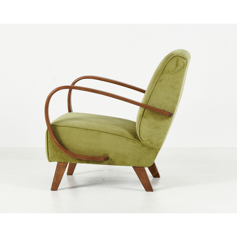 Vintage type C armchair by Jindrich Halabala, 1930