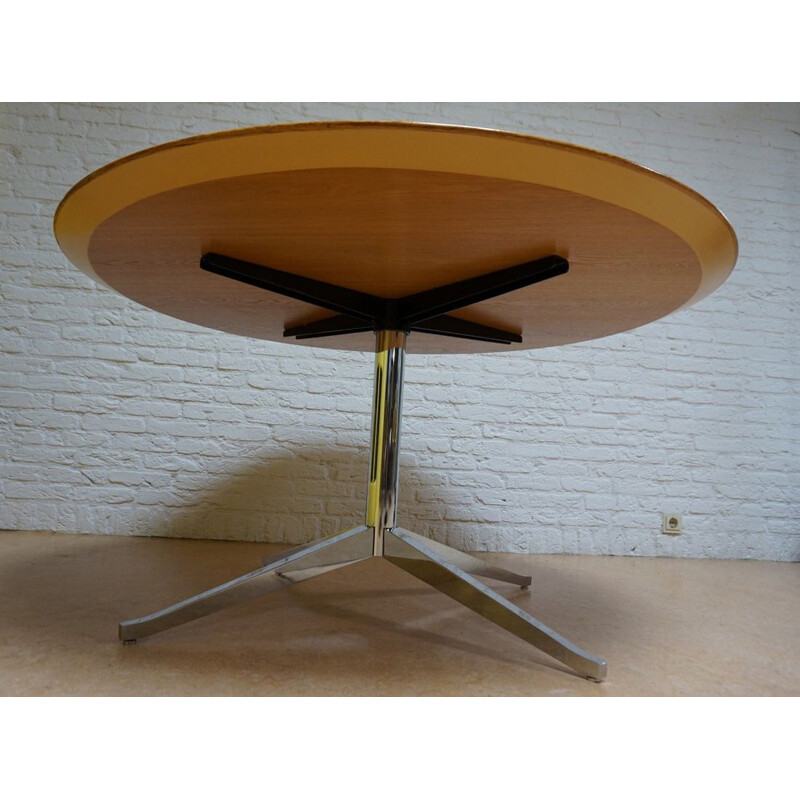 Round oak vintage dining table by Florence Knoll, USA 1960s