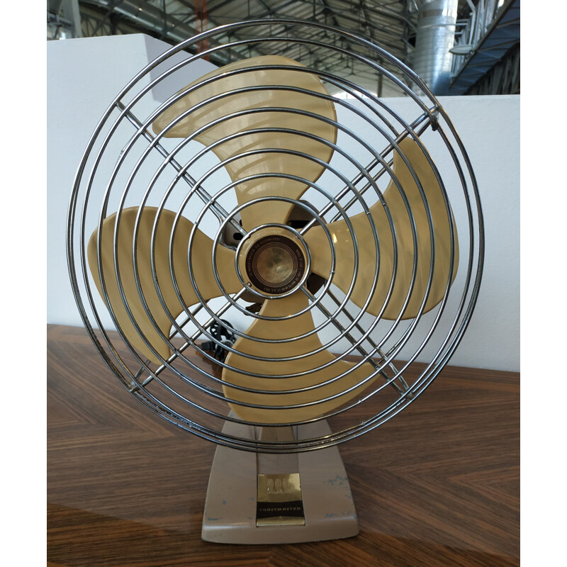 Pair of vintage fans by Toastmaster and Zero, 1950