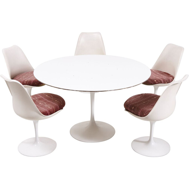 Vintage Tulip dining set by Eero Saarinen