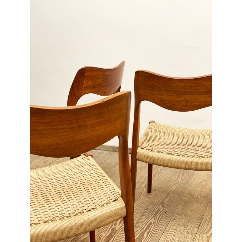 Set of 6 Danish vintage teak model 71 dining chairs by Niels O. Møller for J.L. Moller, 1950s