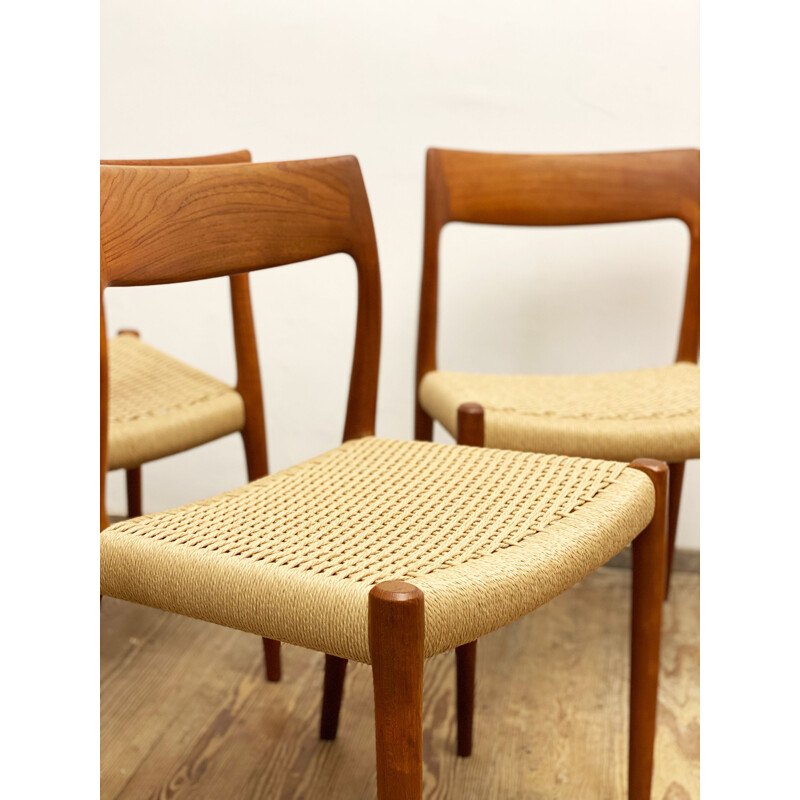 Set of 4 Danish vintage teak model 77 dining chairs by Niels O. Møller for J.L. Moller, 1950s