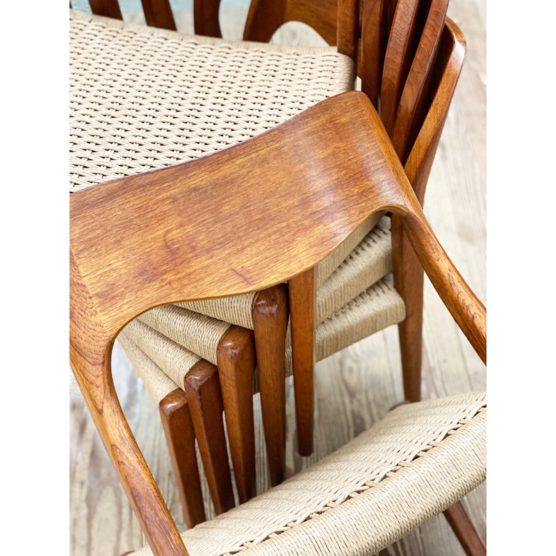 Set of 6 Danish vintage teak model 71 dining chairs by Niels O. Møller for J.L. Moller, 1950s