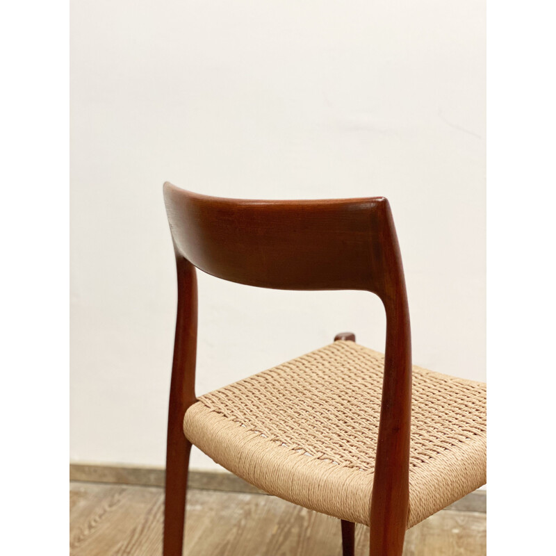 Model 77 mid century teak dining chair by Niels O. Møller for J.L. Moller, Denmark 1950s