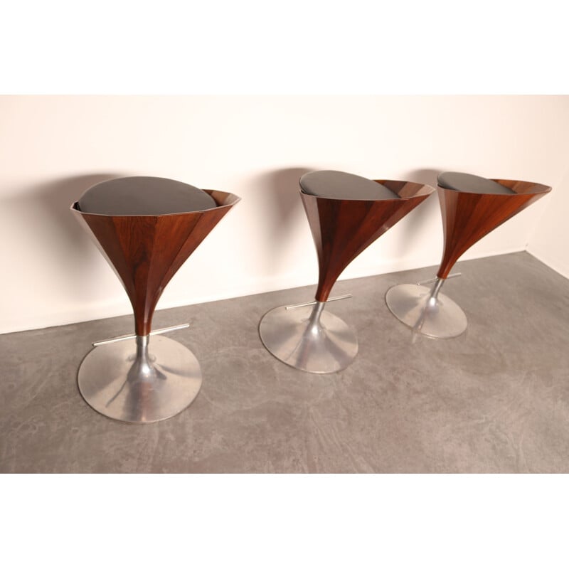 Lot de 3 tabourets de bar pivotants vintage en palissandre par John Mortensen pour Dyrlund, Danemark 1970