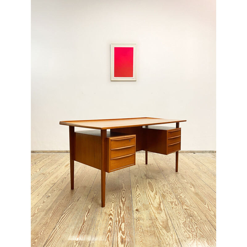 Mid-century teak desk by Peter Løvig Nielsen for Hedensted Møbelfabrik, Denmark 1970s