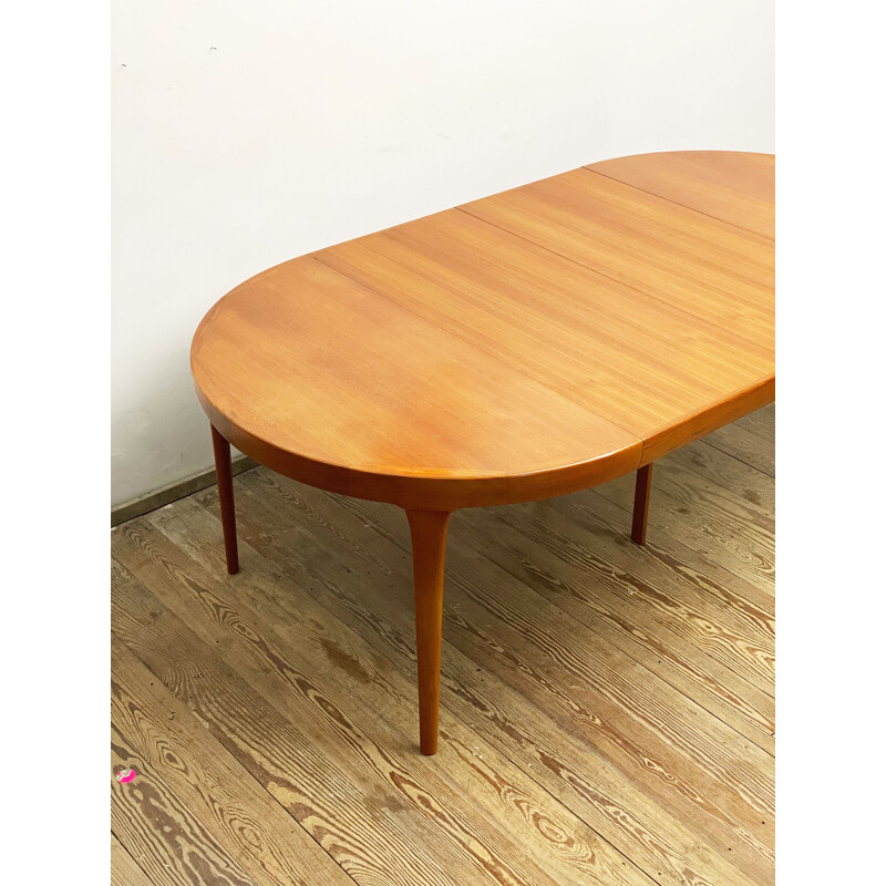 Danish vintage teak dining table by Ib Kofod Larsen for Faarup Møbelfabrik, 1960s