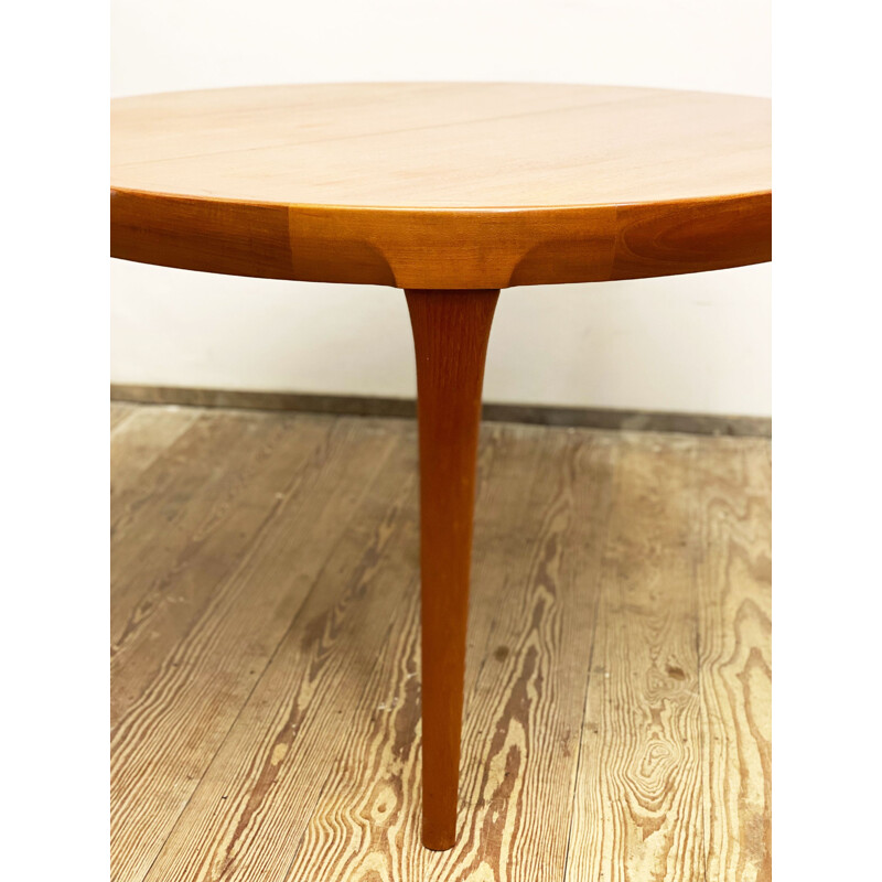 Danish vintage teak dining table by Ib Kofod Larsen for Faarup Møbelfabrik, 1960s