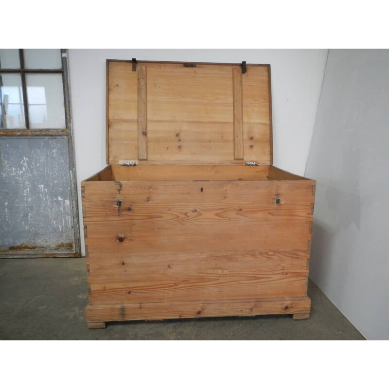 Oude houten kist, 1950