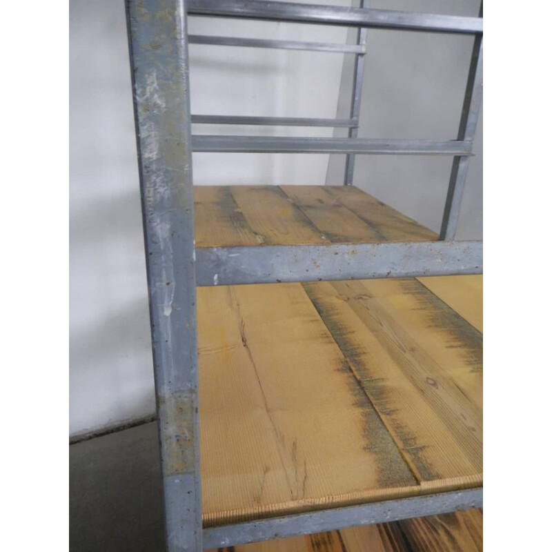 Fir wood vintage shelve with casters