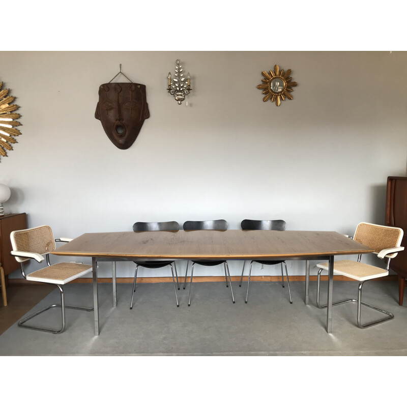 Table vintage en forme de bateau de Florence Knoll pour Knoll international, 1967