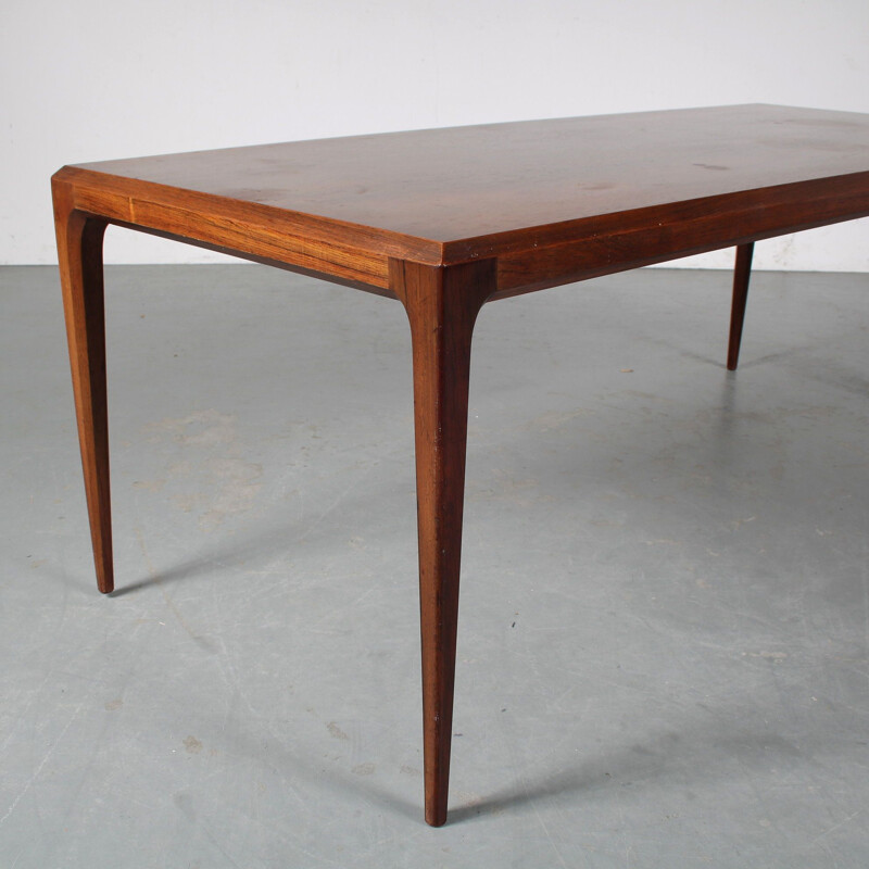 Vintage rosewood coffee table by Johannes Andersen for Silkeborg, Denmark 1960