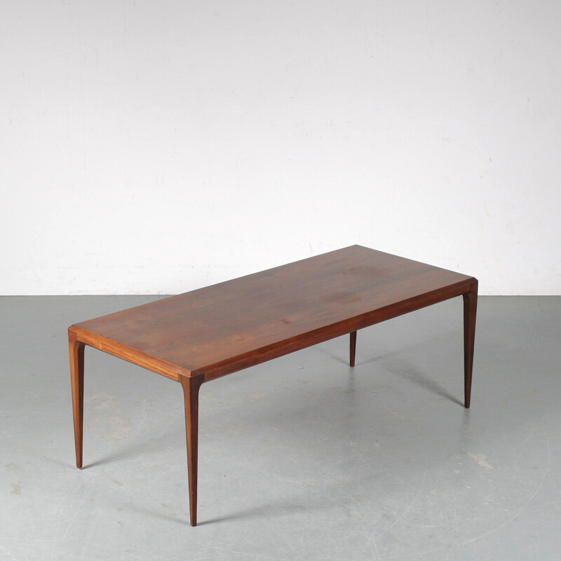 Vintage rosewood coffee table by Johannes Andersen for Silkeborg, Denmark 1960