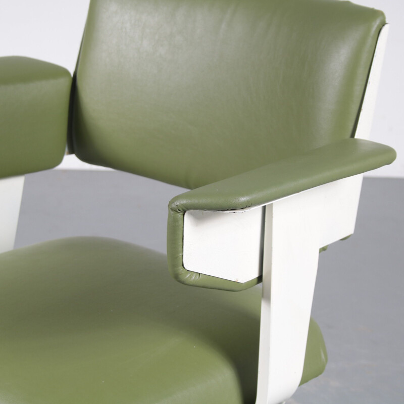 Vintage "Resort" armchair by Friso Kramer for Ahrend de Cirkel, Netherlands 1950s