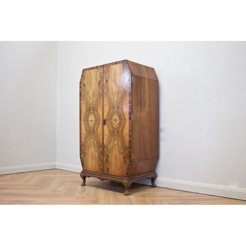 Art Deco walnut vintage cabinet, 1930s