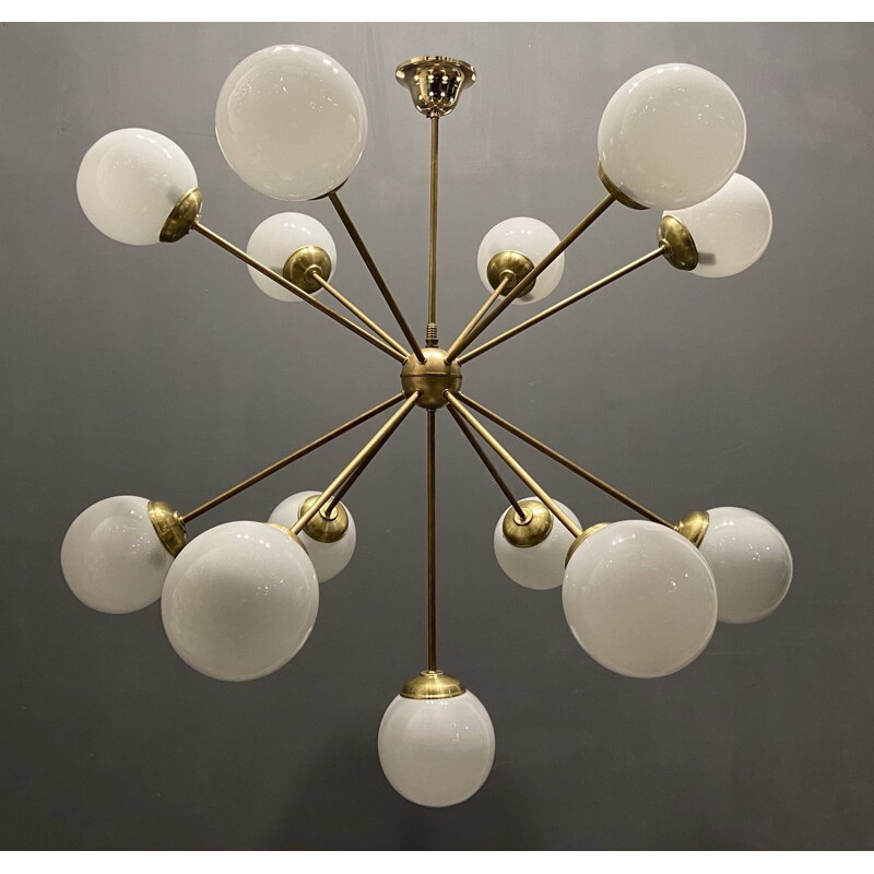 Sputnik Starburst 13-light vintage chandelier in opal glass and brass