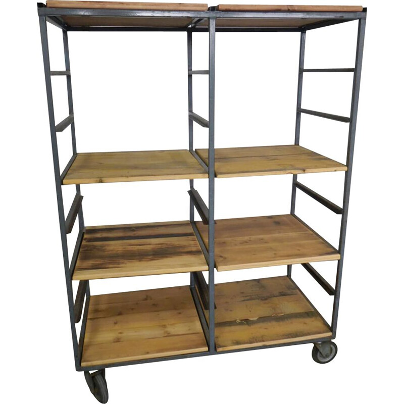 Mid century mobile shelve