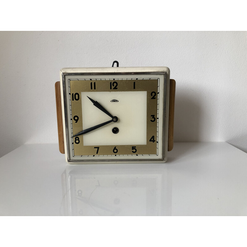 Vintage chess clock in bakelite, Czechoslovakia 1950