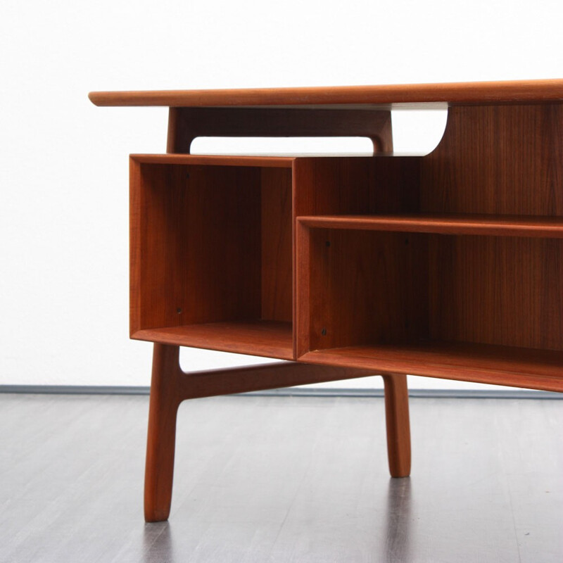 Jun Omann "No.75" teak desk, Gunni OMANN - 1960s