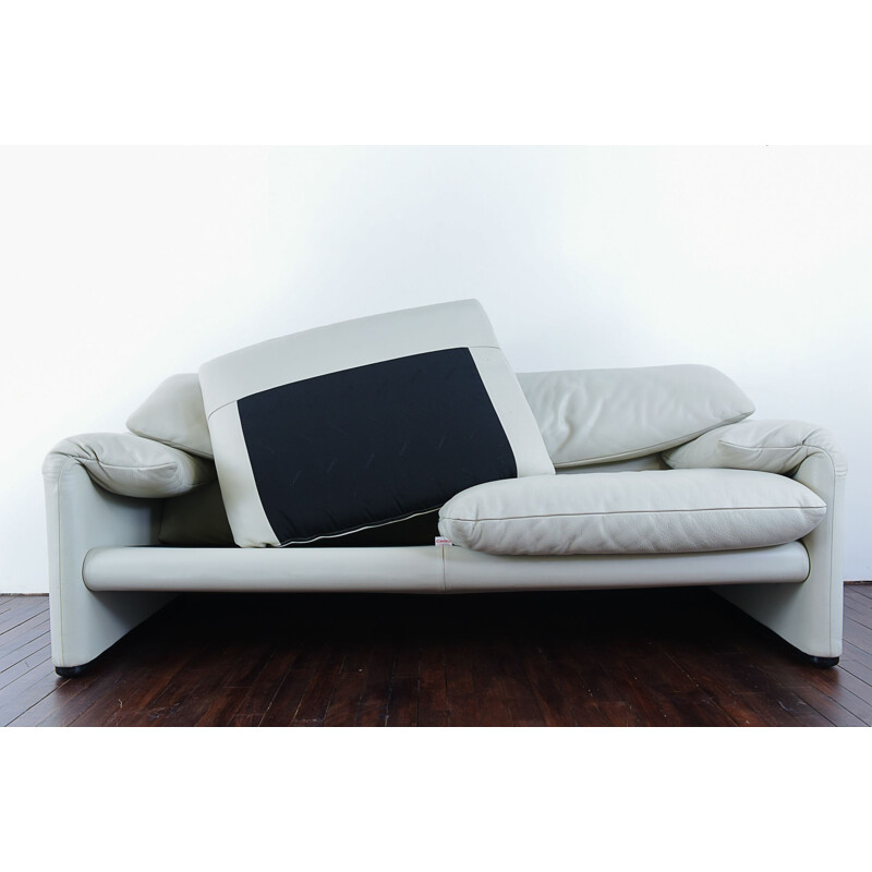 Vintage grey leather sofa Maralunga 67502 by Vico Magistretti for Cassina