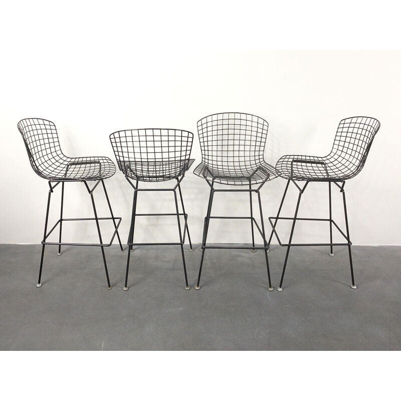 Set of 4 vintage bar stools by Harry Bertoia for Knoll International, USA 1960