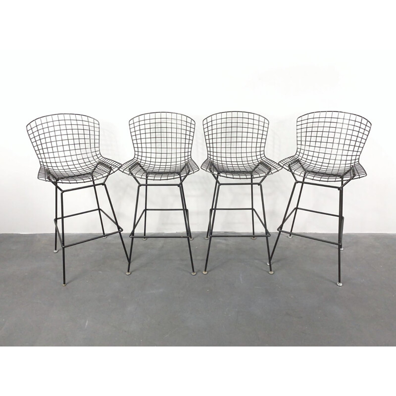 Ensemble de 4 tabourets de bar vintage par Harry Bertoia pour Knoll International, États-Unis 1960