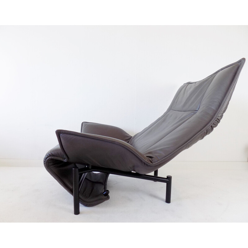 Vintage leather lounge chair by Vico Magistretti for Cassina, 1980