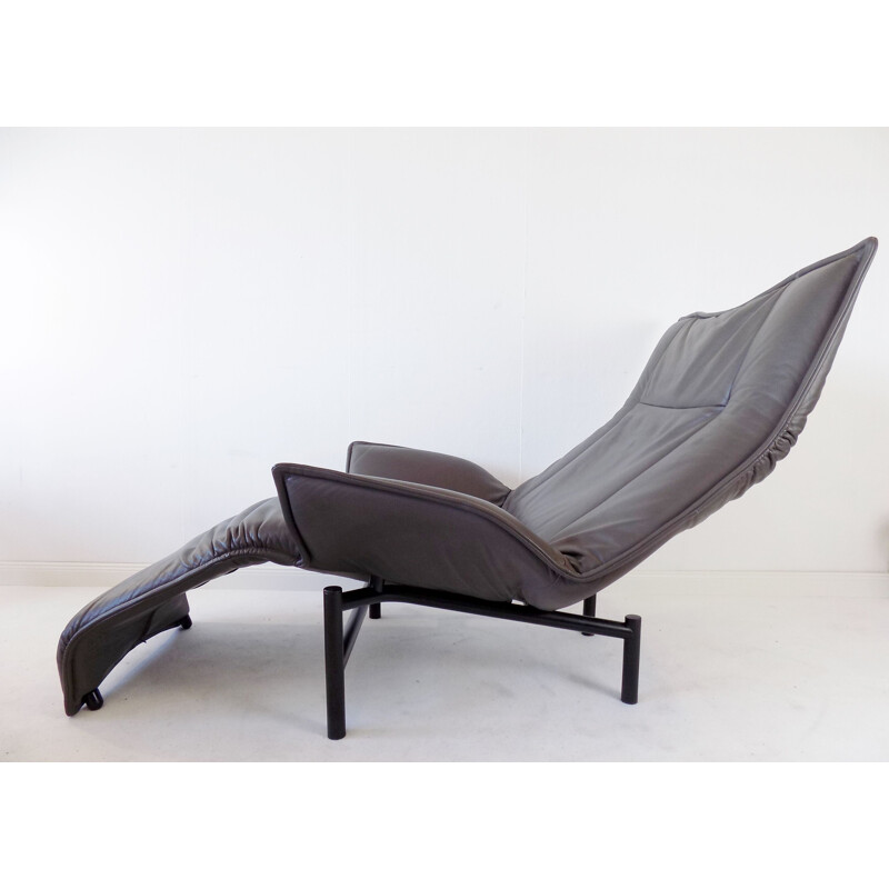 Vintage leather lounge chair by Vico Magistretti for Cassina, 1980