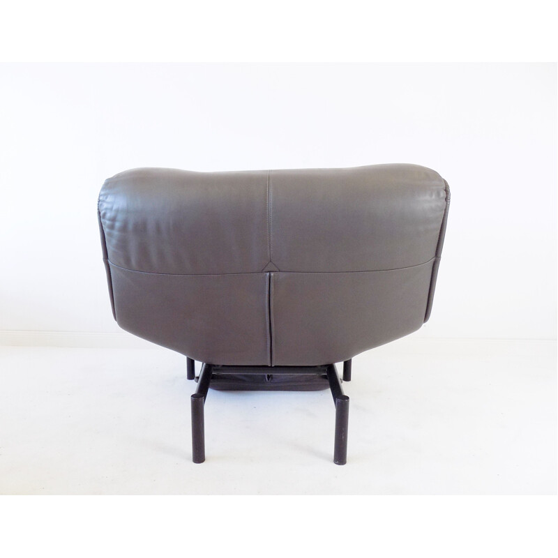 Vintage leather lounge chair by Vico Magistretti for Cassina, 1980
