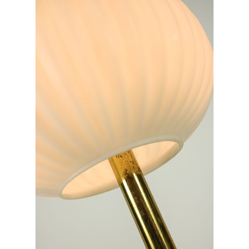 Vintage table lamp in opaline glass and brass