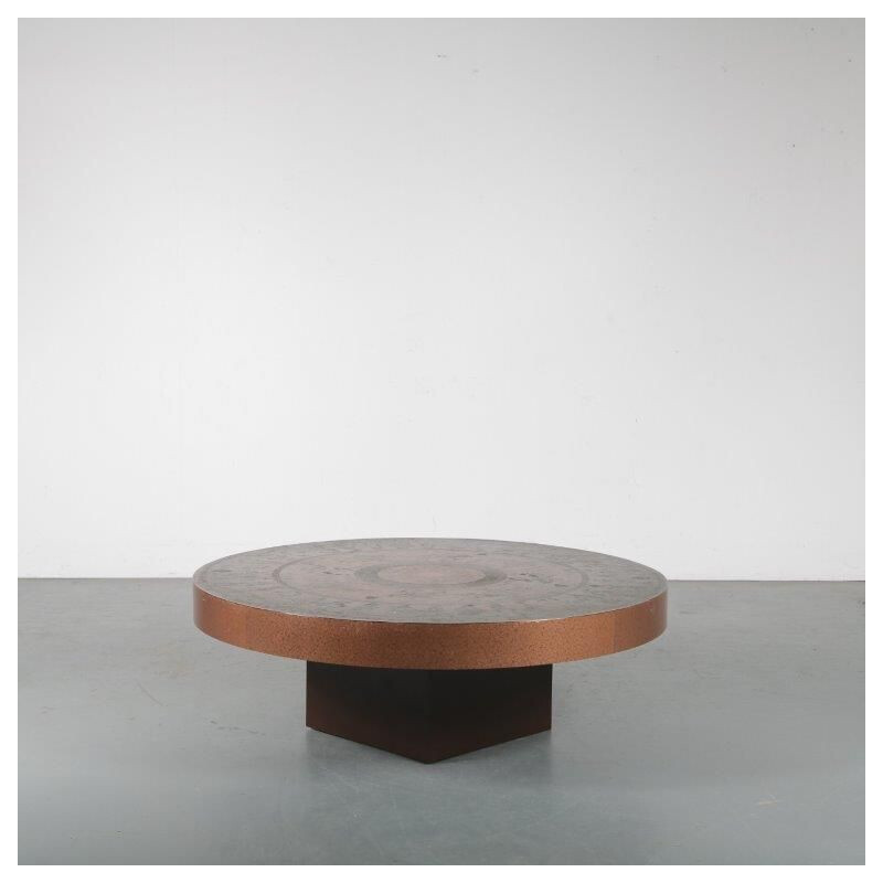 Table basse vintage en cuivre gravé, Italie 1970