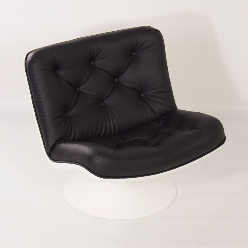 Vintage 976 swivel armchair in black leather by Geoffrey D. Harcourt for Artifort, 1960