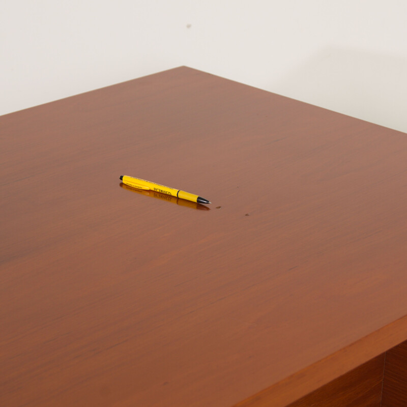 Vintage mahogany desk, 1970