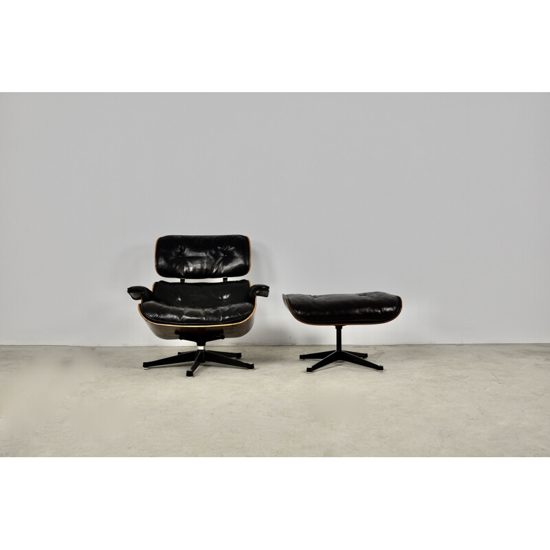 Mid century lounge chair with ottoman by Charles & Ray Eames for Herman Miller, 1970