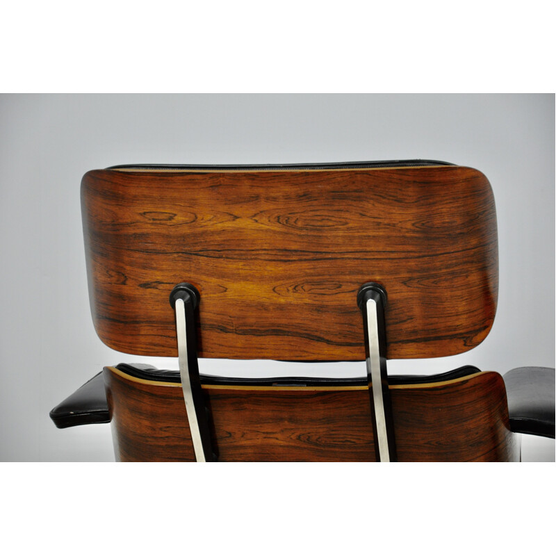 Mid century lounge chair with ottoman by Charles & Ray Eames for Herman Miller, 1970