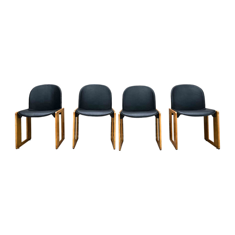 Ensemble de 4 chaises Dialogo vintage en cuir noir par Afra et Tobia Scarpa pour B&B Italia, 1973