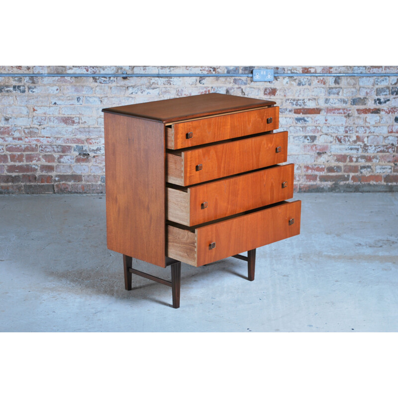 Vintage teak chest of 4 drawers by Homeworthy, England 1960