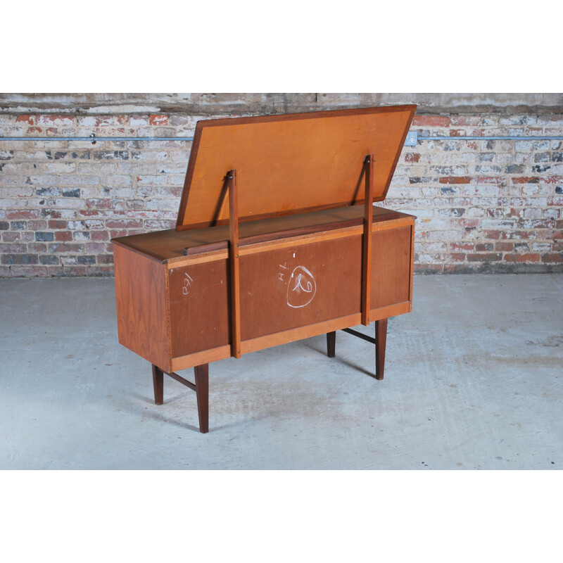 Vintage teak dressing table by Homeworthy, England 1960