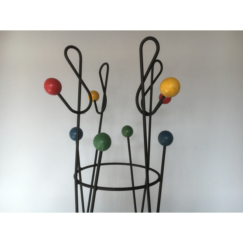 Multicolored "Clé de Sol" coat rack in steel and wood, Roger FERAUD - 1950s