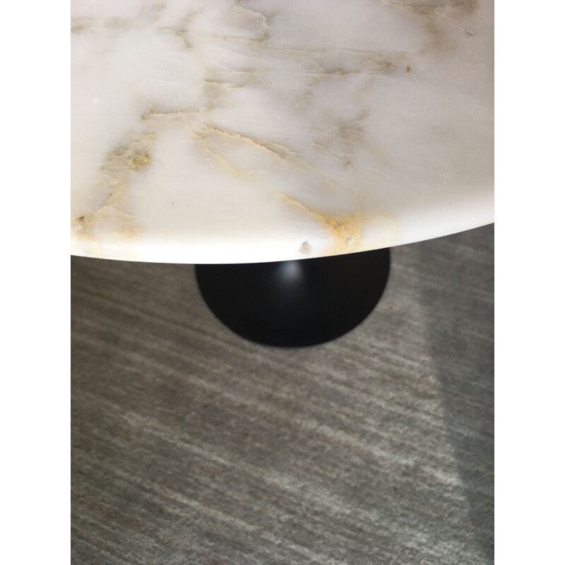 Round Knoll table in Italian Calacatta marble, Eero SAARINEN - 1970s