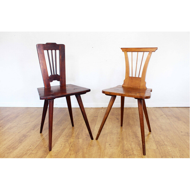 Paire de chaises vintage en bois massif
