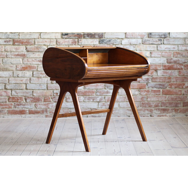 Vintage walnut veneer desk with castors, Poland 1950