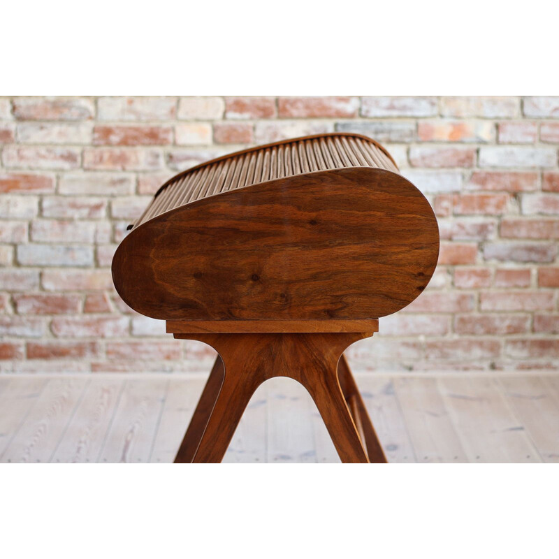 Vintage walnut veneer desk with castors, Poland 1950