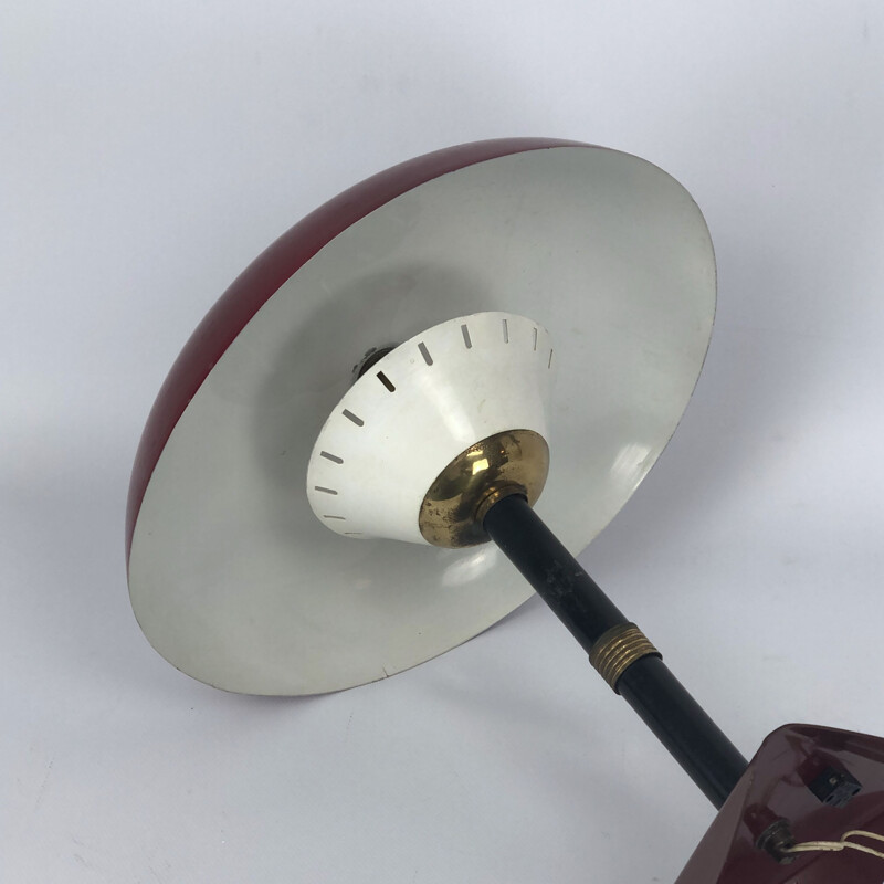 Italienische Vintage-Tischlampe aus Messing und Lack, 1950