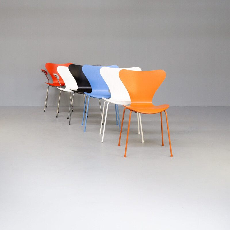 Set of 6 vintage chairs by Arne Jacobsen for Fritz Hansen, 1955