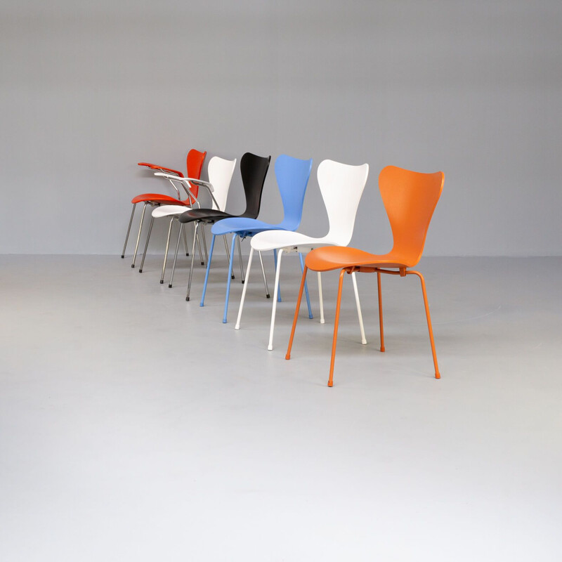 Set of 6 vintage chairs by Arne Jacobsen for Fritz Hansen, 1955