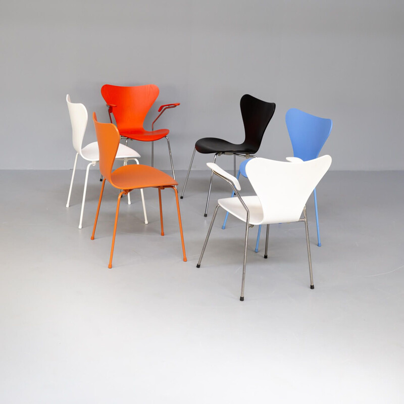 Set of 6 vintage chairs by Arne Jacobsen for Fritz Hansen, 1955